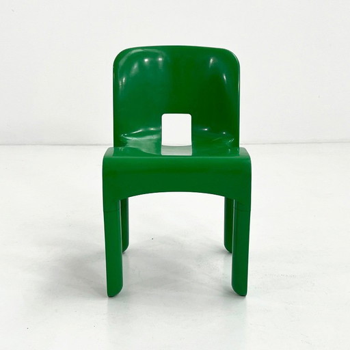 Silla Universale modelo 4867 verde de Joe Colombo para Kartell, década de 1970