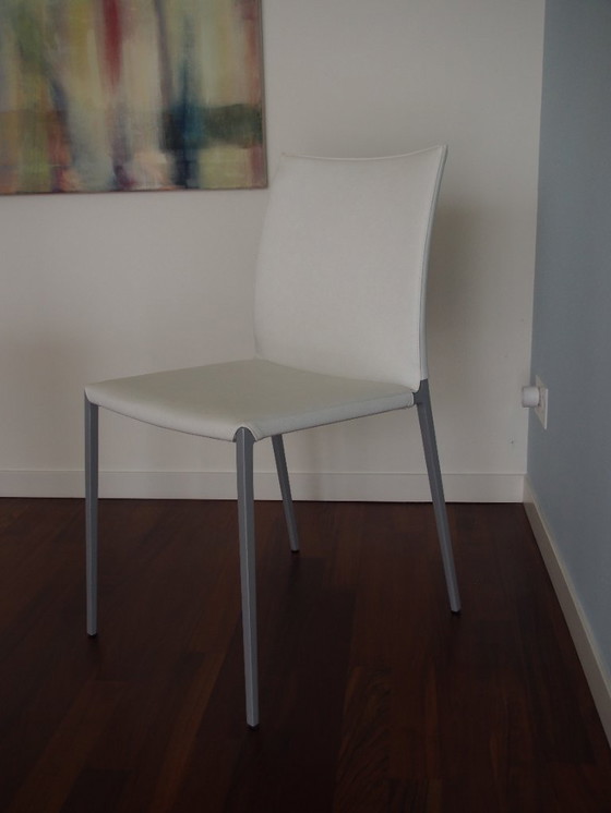 Image 1 of Sedia Lia Zanotta, ecofire bianco, base in alluminio - come nuova