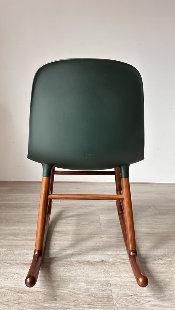 Image 1 of Sedia a dondolo Form di Normann Copenhagen
