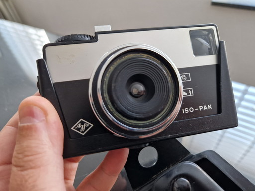 Appareil photo vintage Agfa ISO-PAK avec son étui d'origine – années 60/70