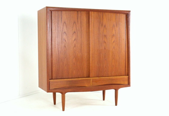 Axel Christen per Aco Mobler credenza danese vintage – Credenze alte, Wood (photo 13 of 16)