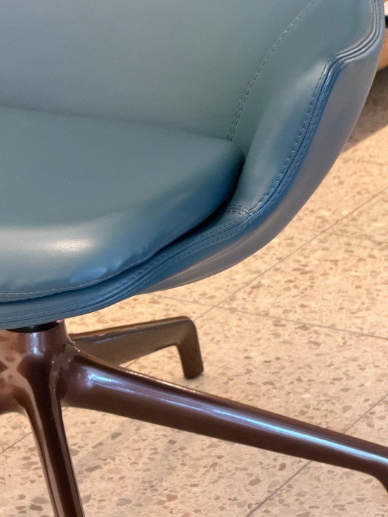 Driade Lou Speak swivel armchairs ‘Cupra edition’ (2), Metal, Leather, Blue (photo 9 of 13)