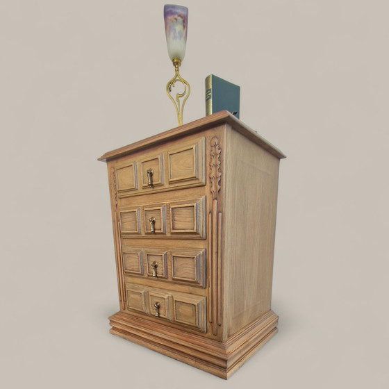 Image 1 of Bijzettafel van eiken- en grenenhout - Midden 20e eeuw