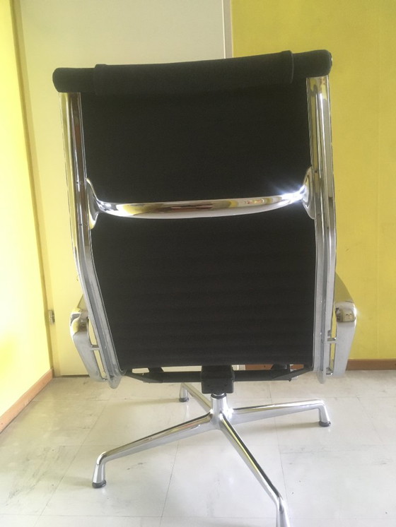 Image 1 of Eames EA124 Aluminio Hopsack