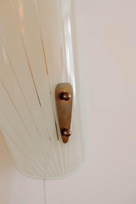 Image 1 of Glazen Mid Century Modern Wandlampje, Jaren 50