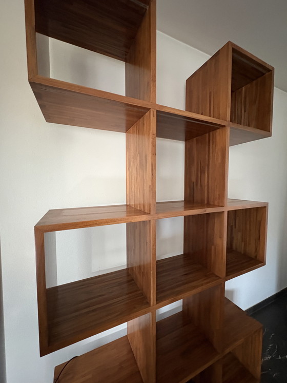 Image 1 of Étagère design / paravent en bois massif – pièce unique au design en zigzag