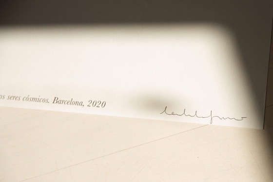 Image 1 of Grote Fine Art Fotoprint van Carlota Guerrero (geb. 1989)