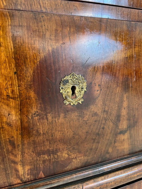 Image 1 of Cassettone - Noce - Comò con specchiera