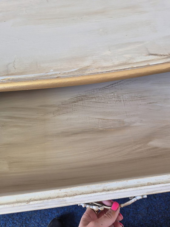 Einzigartige Kommode im französischen Stil – Handgefertigt in Elfenbein & Gold – Luxdekor, Kommoden, Wood (photo 5 of 7)