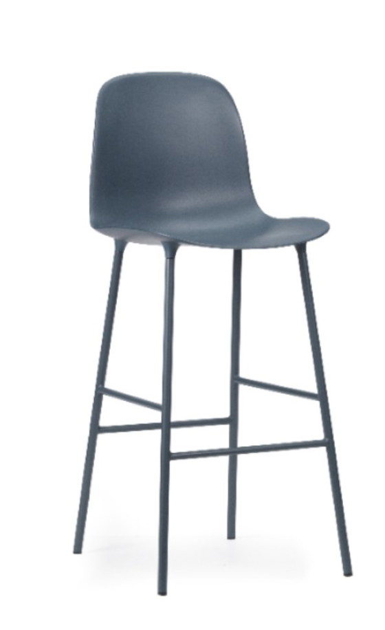 Image 1 of 4 sgabelli alti da bar in blu acciaio Form Norman Copenhagen