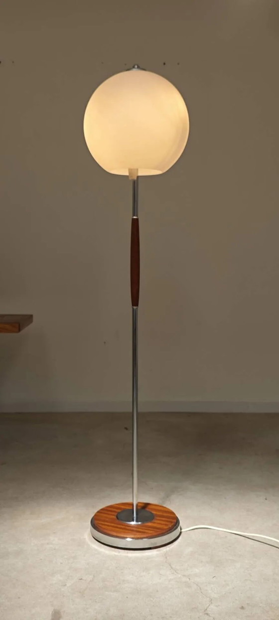 Modernist floor lamp in teak, chrome metal, opaline, Czechoslovakia 60s – Floor lights, Scandinavian (photo 17 of 23)