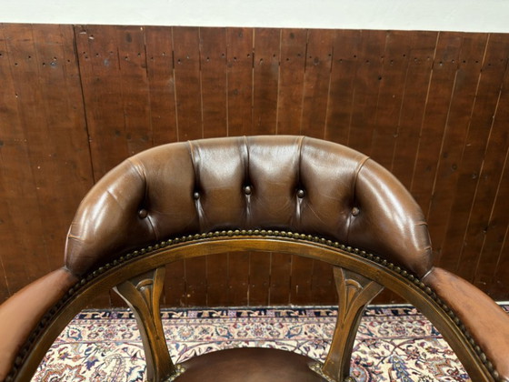 Antique English Chesterfield Office Chair – Leather, Wood (photo 5 of 7)