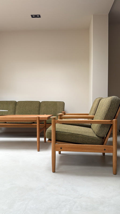 Vintage wooden sitting area / sofa / coffee table / armchairs
