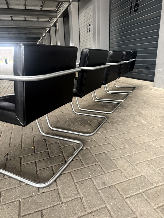 Image 1 of 6 sedie Brno di Mies van der Rohe, Fasem, in pelle nera