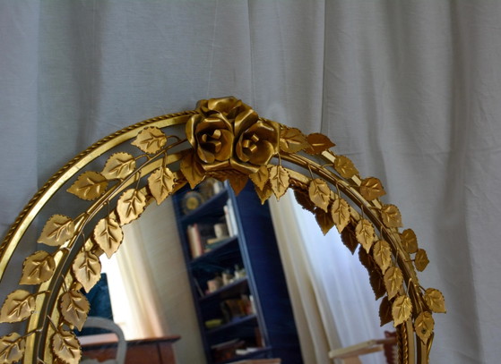 Vintage Hollywood Regency Verlichte Rozen Spiegel, Verguld Metaal, Jaren 60 – Metal, Gold, Italian Design (photo 4 of 6)
