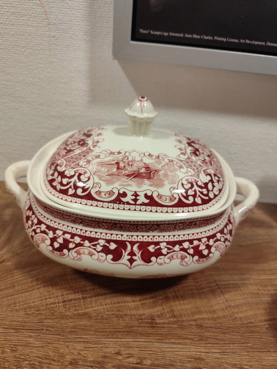 Image 1 of Antieke soepterrine, Old England, Cambridge Royal Swan / Engeland – Rood en wit – Vintage servies