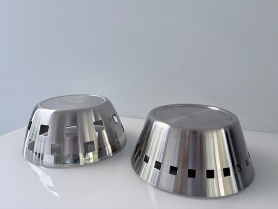 Set di 2 Ciotole di design geometriche vintage in acciaio inossidabile – rvs (photo 9 of 10)