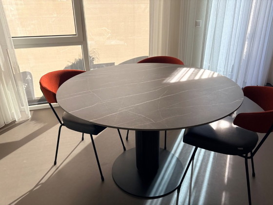 Tavolo da Pranzo Rotondo Steely 120 cm Arpa Kèr Pulpis Dark - Bree's New World – Tavoli da pranzo, MDF (photo 5 of 5)