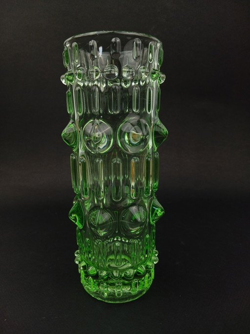Sklo Vase in Special Green Color – vazen, Glass (photo 2 of 7)