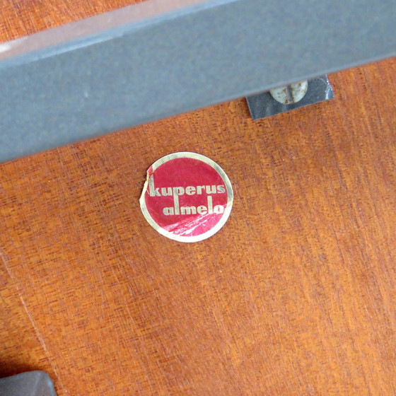 Image 1 of Table d'appoint ronde vintage Mid Century Table basse en teck, années 1960