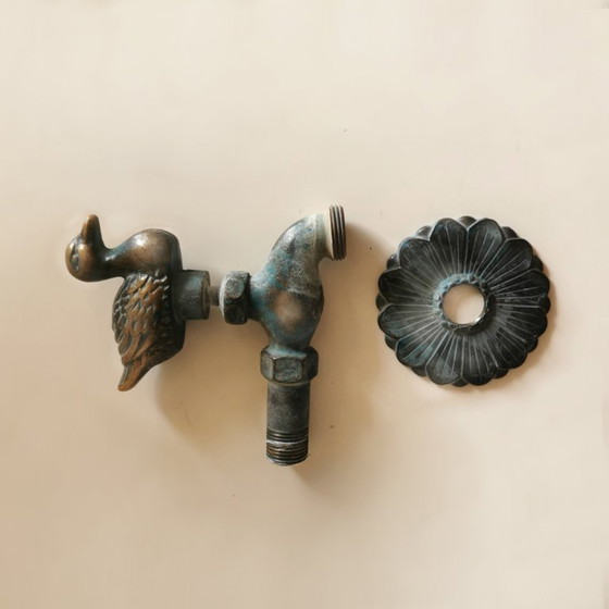 Image 1 of RUBINETTO IN BRONZO ANTICO