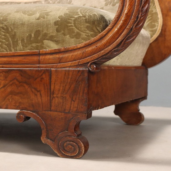 Image 1 of Diván de nogal