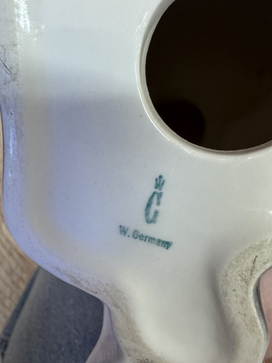 Image 1 of Vintage Goebel porcelain cat figurine