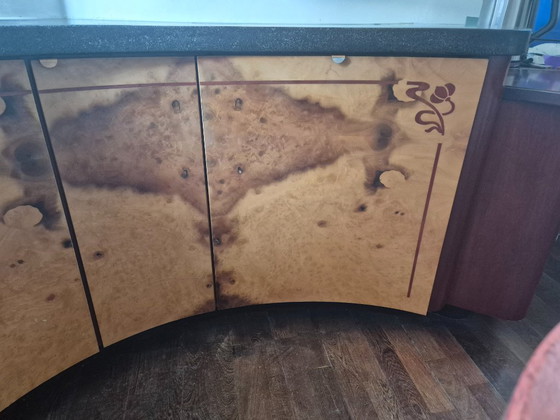 Unieke Custom Jugendstil Designkeuken (1996) – Organisch Fineer met Bar & Radiatorombouw – Merk onbekend (photo 7 of 8)