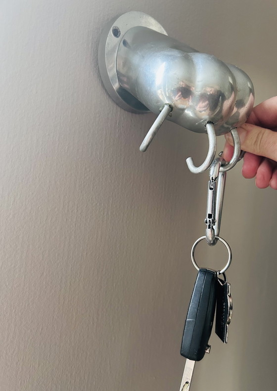 Image 1 of Gancio da parete vintage, artiglio, alluminio