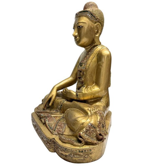 Gilded Wooden Buddha with Glass Inlay from Myanmar, Strong Features – Sculpture (photo 10 of 16)
