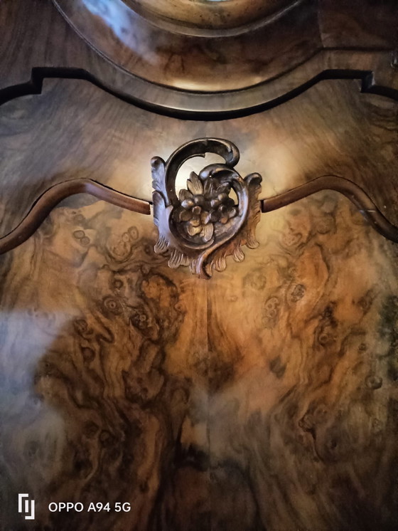 Image 1 of Large Baroque Antique Cabinet / Display Cabinet – Walnut Root Veneer – Bombe Drawers