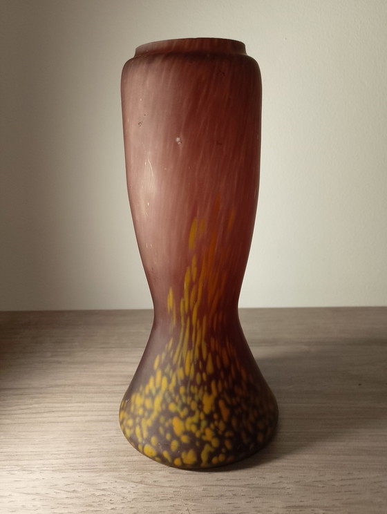 Image 1 of Marmonian vase with a layer of double-layered crystal, attributed to Schneider