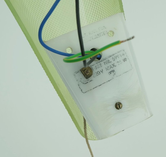 Image 1 of bellissima applique anni '50 con paralume in acrilico verde