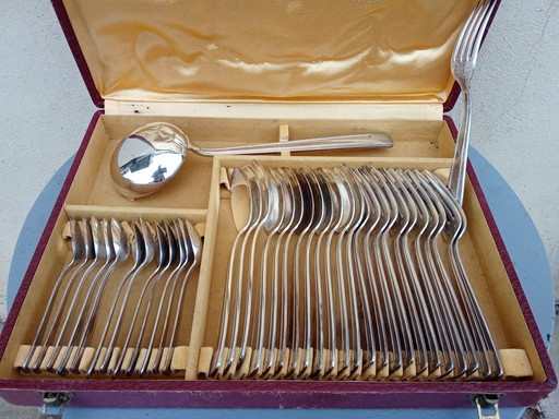 Komplettes 37-teiliges versilbertes Besteckset