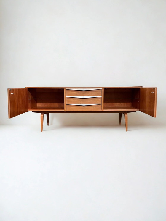 427/K Elm Sideboard for Hellerau – Ehrlich, Plastic, Glass, Modern (photo 2 of 9)
