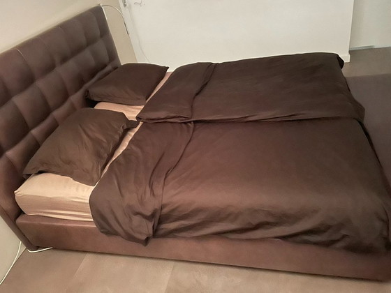 Image 1 of Combinaison sommier Wittmann et cuir marron Habana avec tête de lit