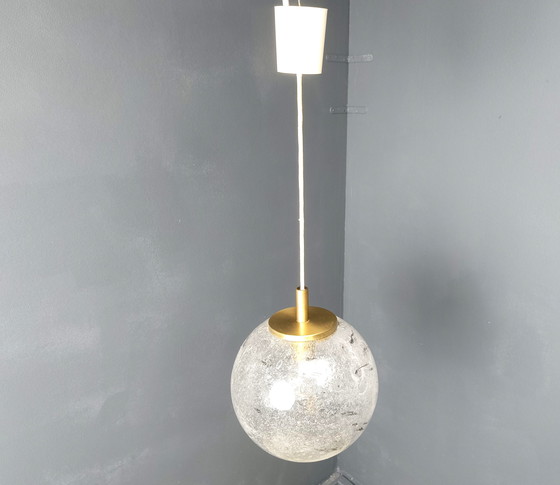 Image 1 of Lampada a sospensione vintage a globo di Doria Leuchten, anni '60
