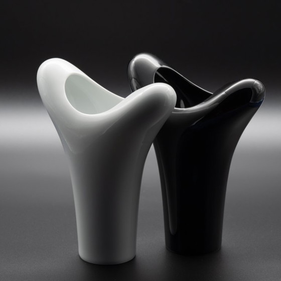 Image 1 of Duo de vases SPIRIT en porcelaine blanche et noire, Rosenthal Studio Linie, par Platt & Young