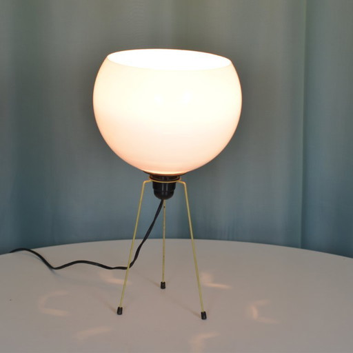 tripod table light
