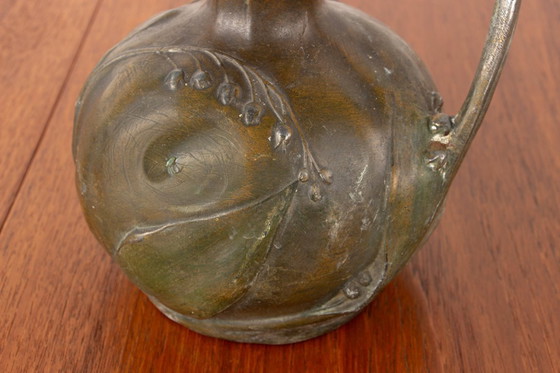 Image 1 of Vase Art-Nouveau en étain massif patiné bronze par Louis Chalon 1910.