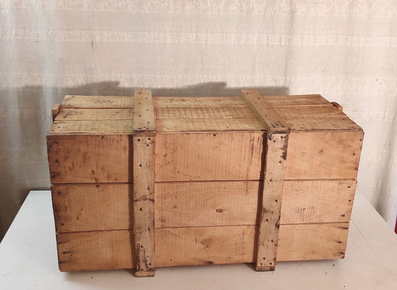 Image 1 of Armario de taller de madera maciza - mediados del siglo XX