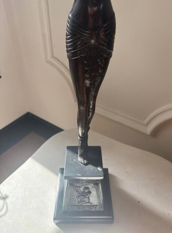 Image 1 of Scultura in bronzo in stile Art Déco su base di marmo