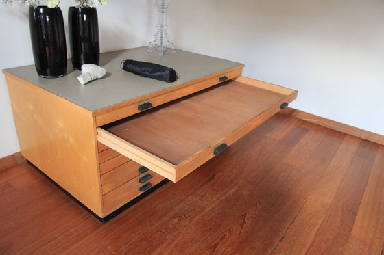 Image 1 of grote architecten of catalogus ladekast, vintage en hoogwaardig afgewerkt met 9 lades