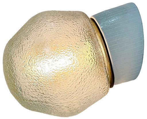 Vintage witte porseleinen wandlamp, jaren 70