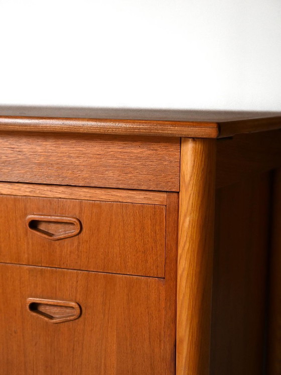 Image 1 of Bureau scandinave vintage avec tiroirs réglables