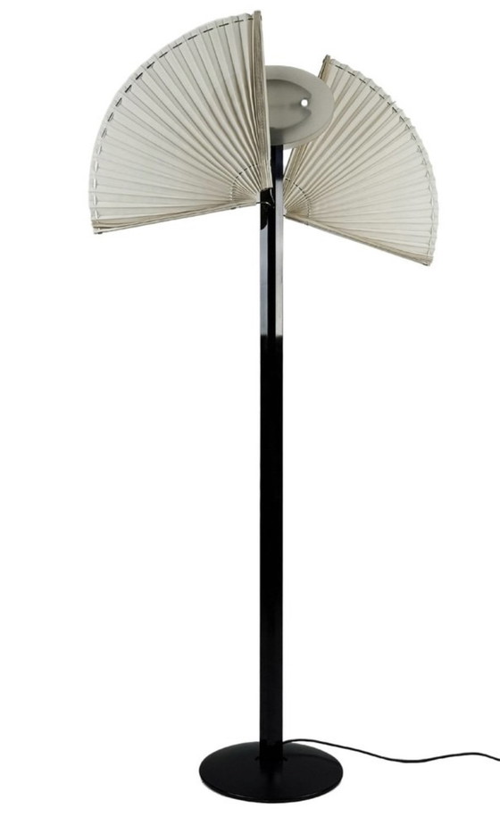 Image 1 of ‘Butterfly’ vloerlamp, Flos, jaren 80