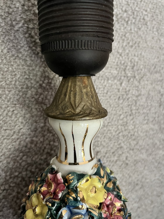Image 1 of Antieke Capodimonte tafellampje (niet getest)