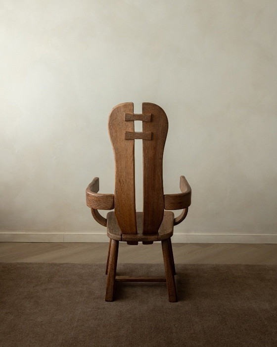 Image 1 of Brutalistischer Eichensessel mit skulpturaler hoher Rückenlehne von De Puydt, 1960er Jahre