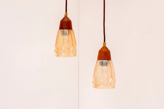 Image 1 of Suspensions en verre de Pukeberg, Suède, années 1960, lot de 2