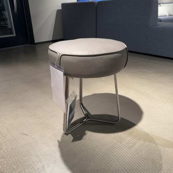 Image 1 of Bert Plantagie Fuse hocker